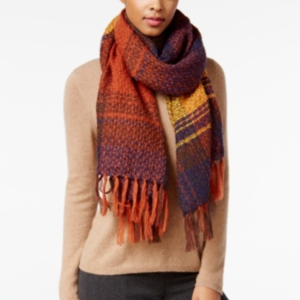 Steve Madden's Plaid Blanket Wrap New MSRP 42.00